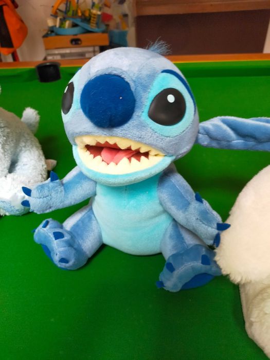 Bonecas e Peluches 1€