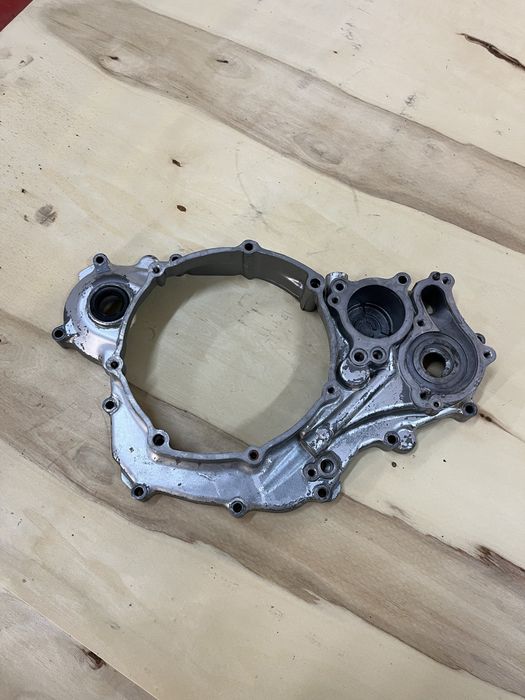 Pokrywa sprzęgła Półkarter Yamaha YZ450F YZF 450 Wr450F YFZ 450 WRF 250 03-06 ćwiartka dekiel sprzęgła kapa