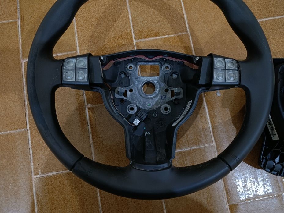 Vendo Volante SEAT Leon 1p