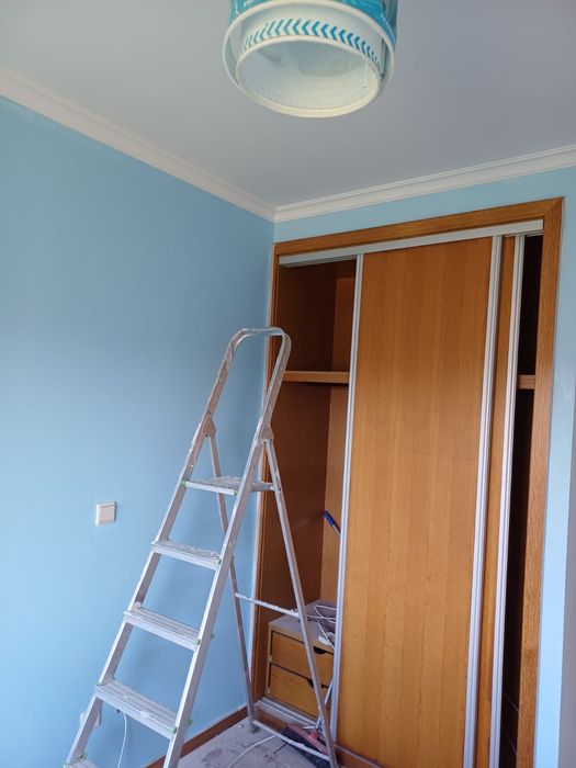 Trabalhos pintura/capoto/trolha/Construção civil Geral