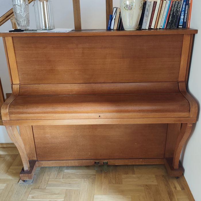 Sprzedam pianino