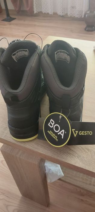 Atestowane buty robocze