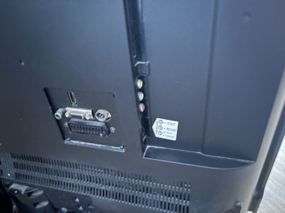 Telewizor technika 32 cale, model: 32” 904B AW14