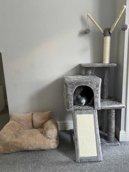 Drapak wysoki dla kota domek drzewko do drapania legowisko