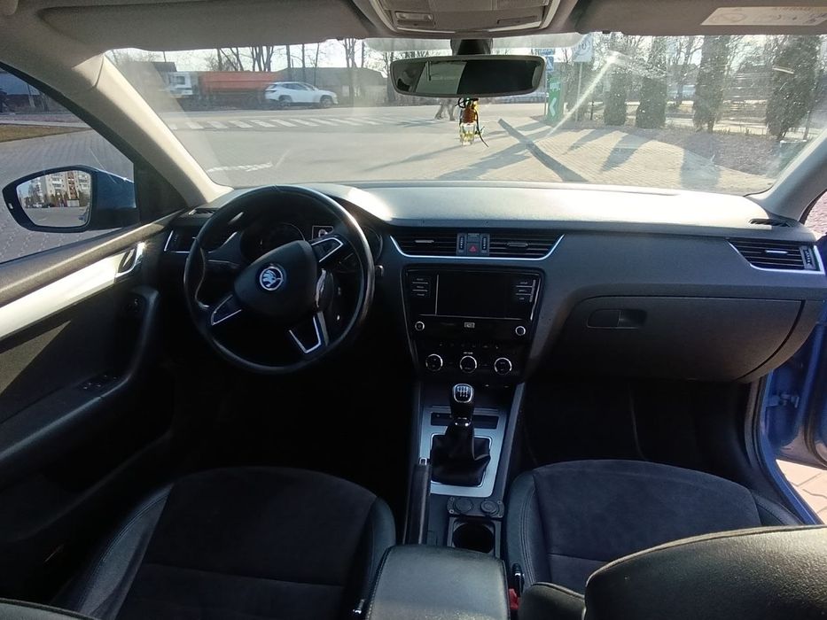 Skoda Octavia 2017 VIN TMBJJ7NE8J0104297 фото оголошення 13 з 22