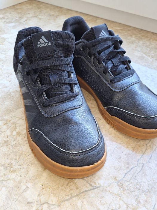 Дитячі кросівки Adidas p.35, 21.5см