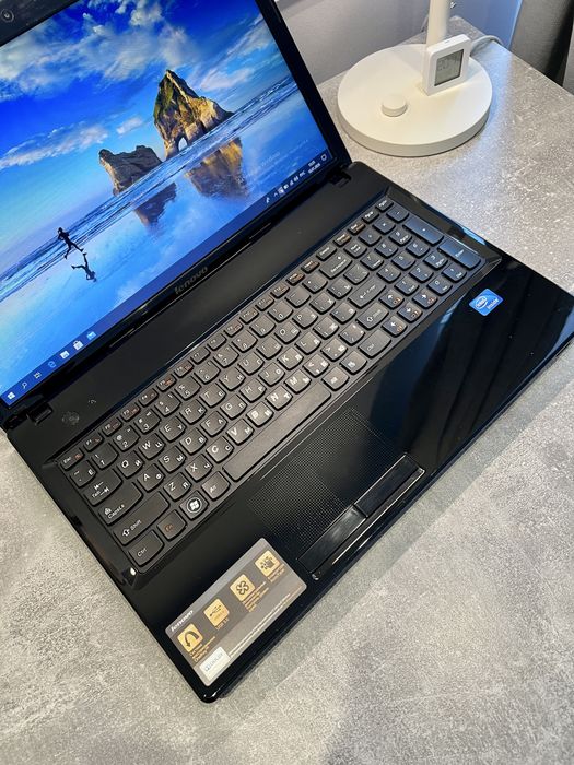Ноутбук Lenovo отличное состояние