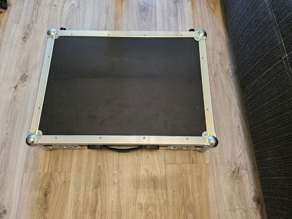 Pedalboard Solidny Case na efekty skrzynia transportowa