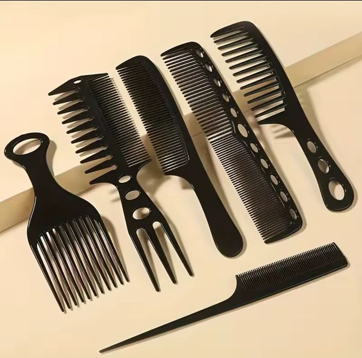 Набір гребінців для перукарні
