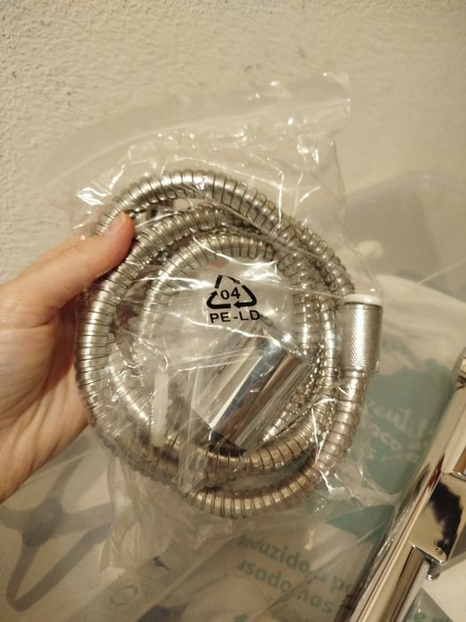 Duche de bidet nunca usada