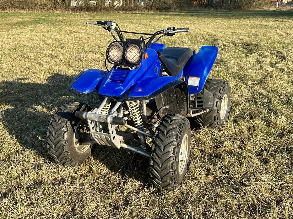 Quad Yamaha Warrior 350 z customowym wydechem