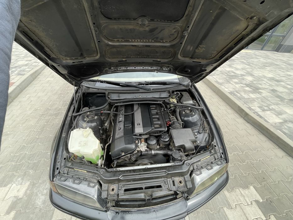 Продам бмв е46 на автомате