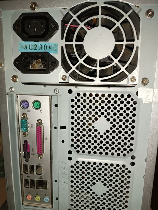 Продам офисный компьютер, в отличном состоянии полностью рабочий.