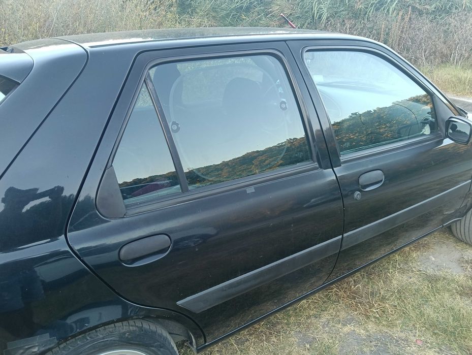 Ford fiesta mk4 ano 2000 sem AC