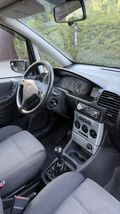 Opel Zafira 2.2 Турбодизель