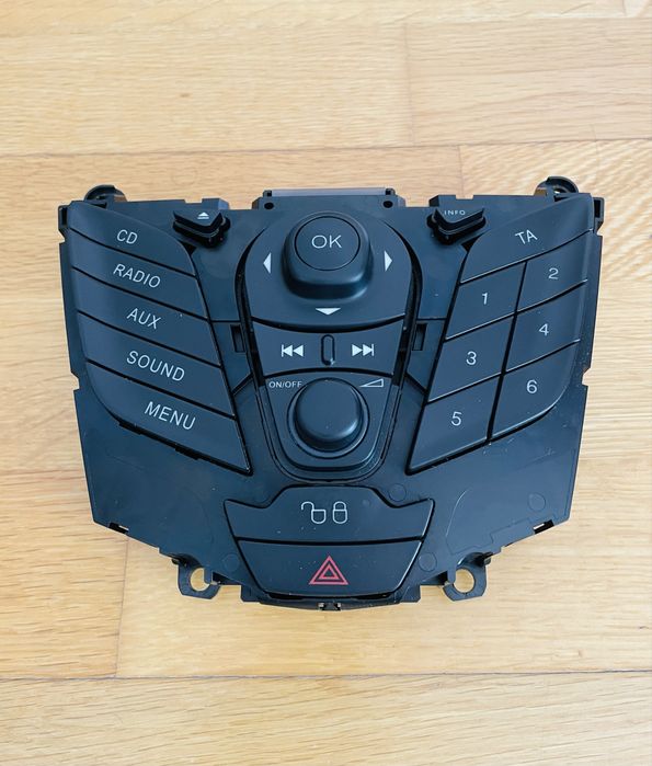 Painel radio Ford Fiesta (para peças)