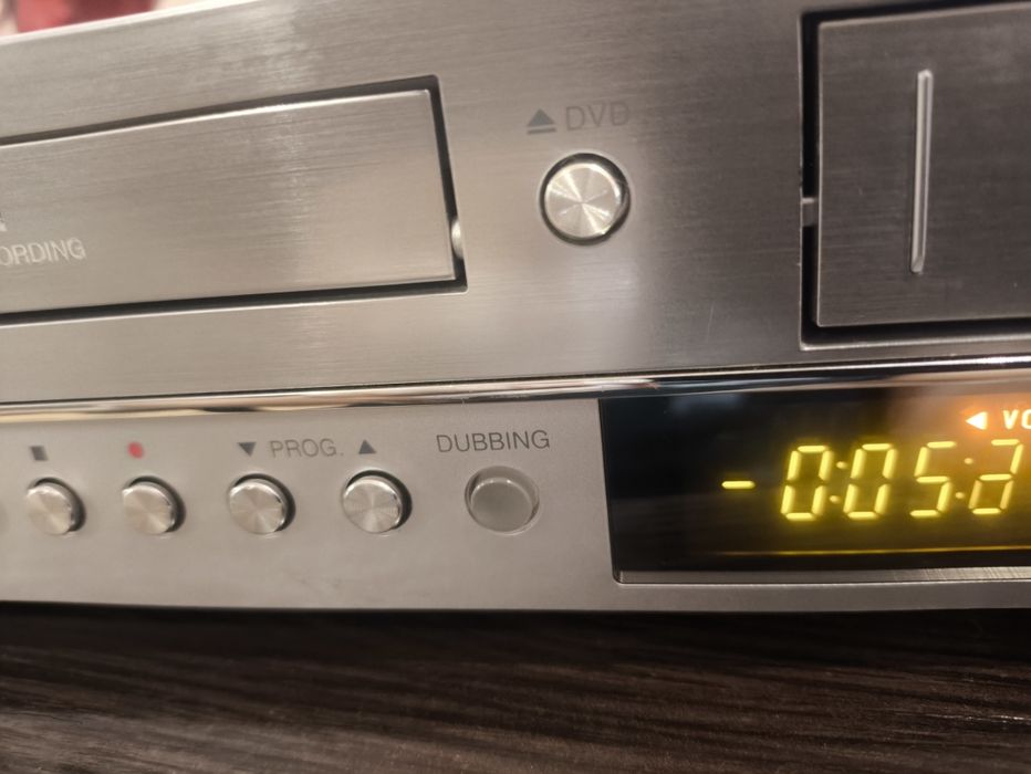 продам dvd vhs recorder видеомагнитофонон ДВД hifi stereo