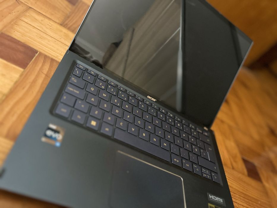 Computador portatil acer swift 5