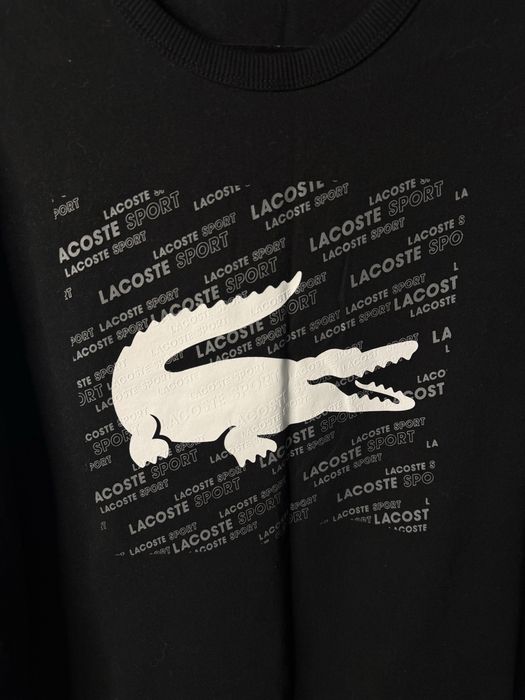 Футболка  lacoste