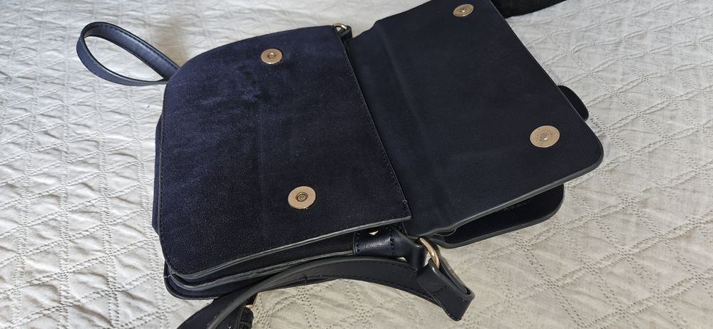 Bolsa azul escuro