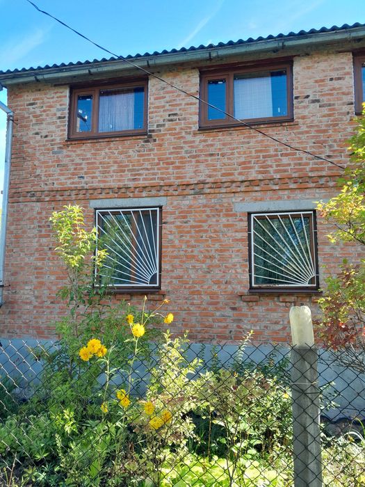 Продаю дачу та земельну ділянку 6 соток