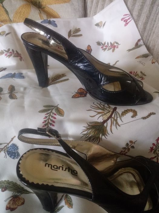 Buty damskie czarne rozmiar 37 firma Marisha