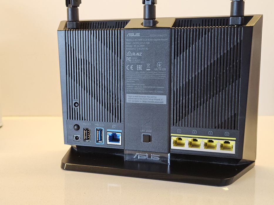 Router Gaming ASUS AC2900 RT-AC86U
