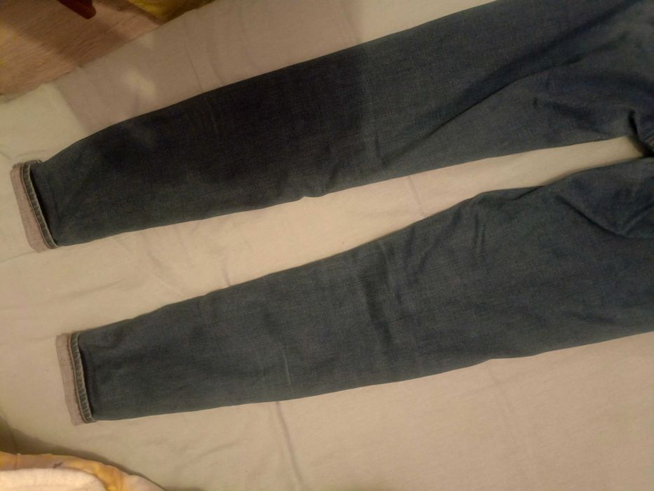 Levi Strauss: jeansy super skinny 28