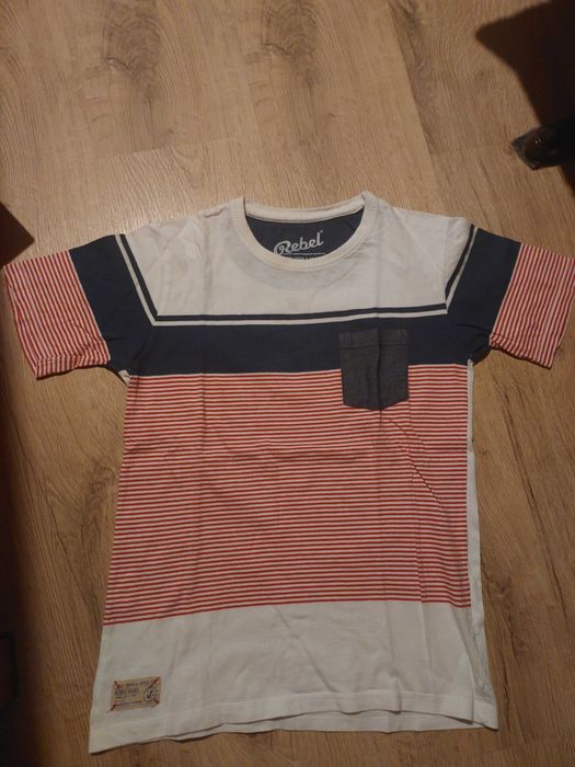 T-shirt Rebel 140 9-10 lat