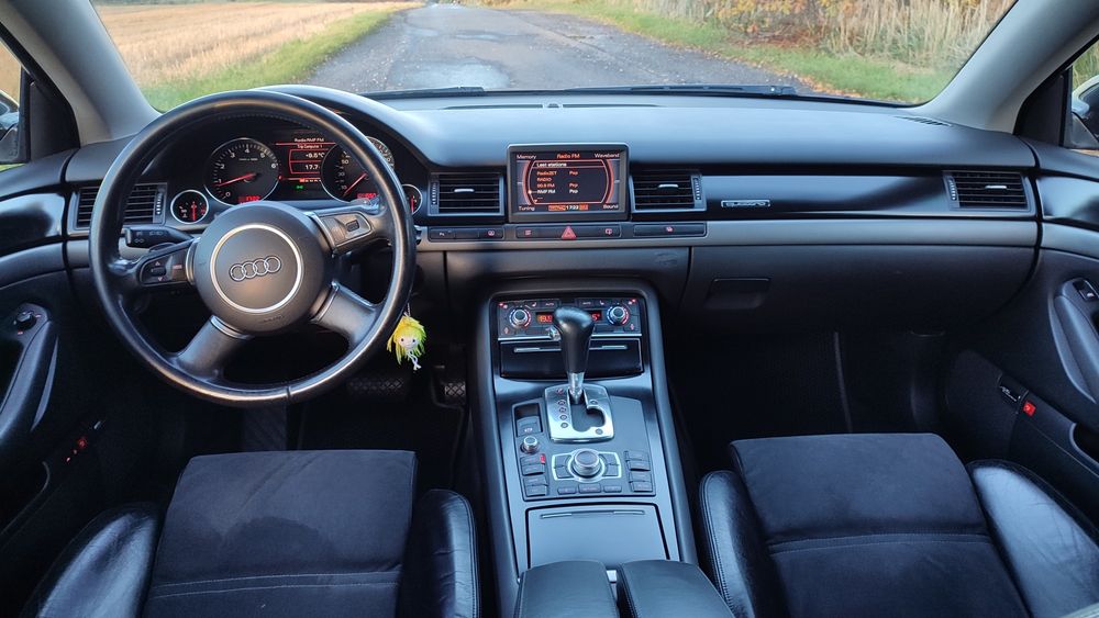 Audi A8 4.2 MPI  Quatro