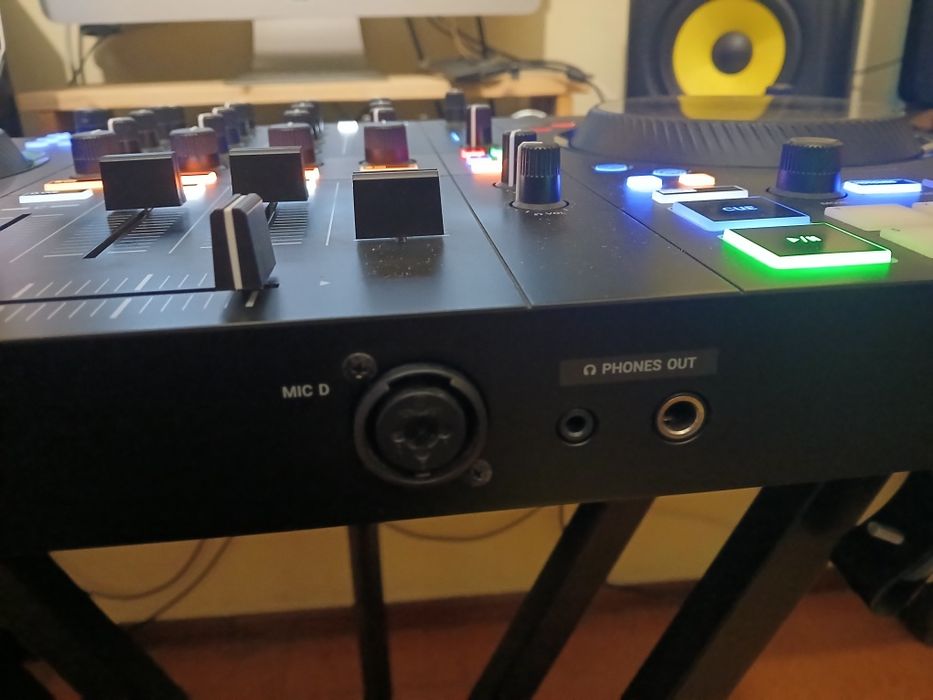 Controlador Native instruments S3
