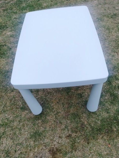 Stolik ikea dla dzieci Mammut tanio niebieski odbior osobisty
