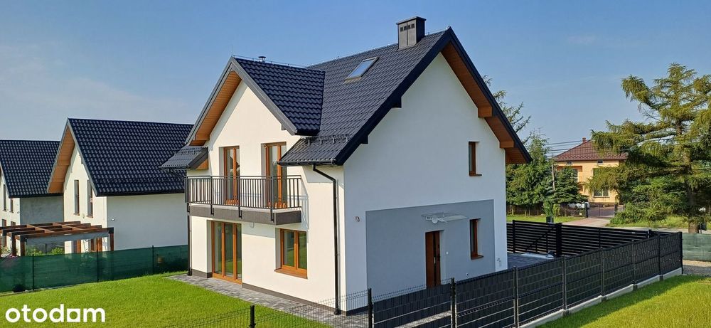 Nowy dom wolnostojący Szyce 170 m2 działka 8,46 ar ogrodzenie kominek