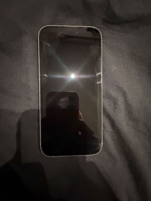 Iphone 15 128gb.