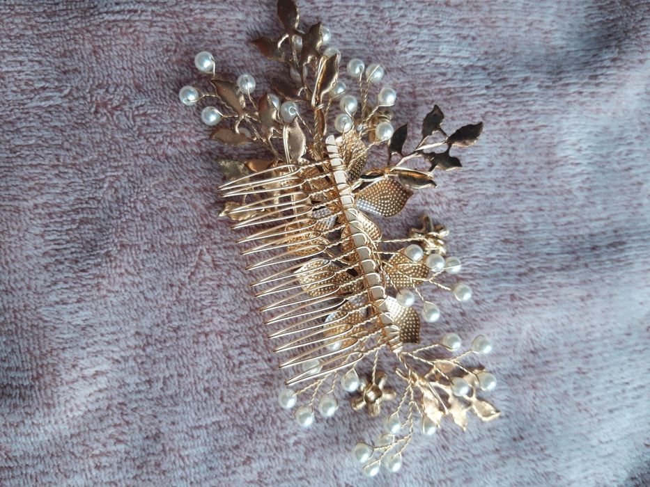 Sprzedam piękną ozdobę do włosów