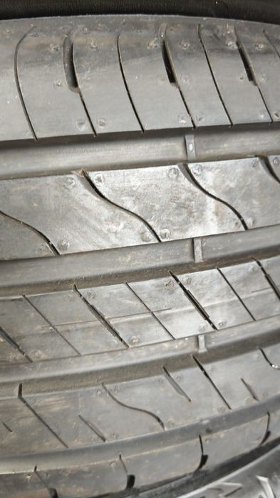 Pneus  235/55/17