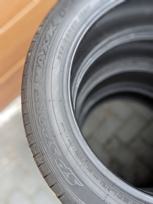 NOWE Opony letnie Dunlop SP Sport maxx 235/55/20 102V