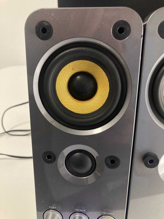 Kultowe głośniki komputerowe Creative GigaWorks T20 Series I 2.0