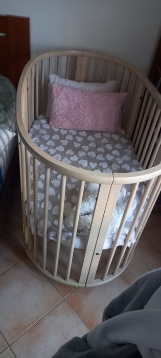 Berço Stokke Sleepi em madeira