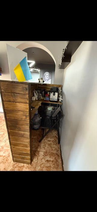 Дзеркала для барбершопу чи перукарні