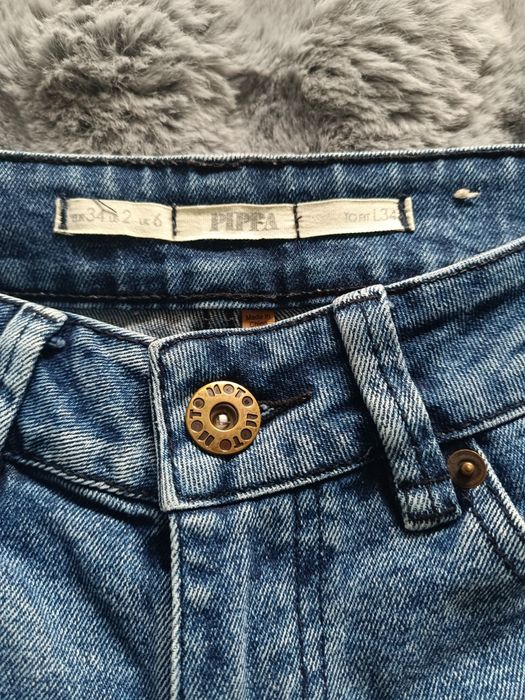 Damskie spodnie jeansowe jeansy