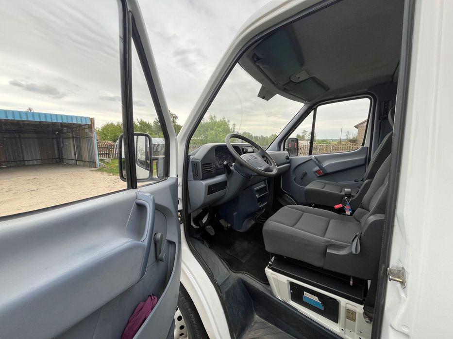 Mercedes Sprinter doka 6 osobowy