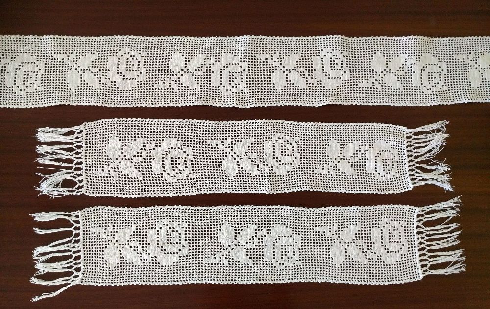 Crochet / lace doilies