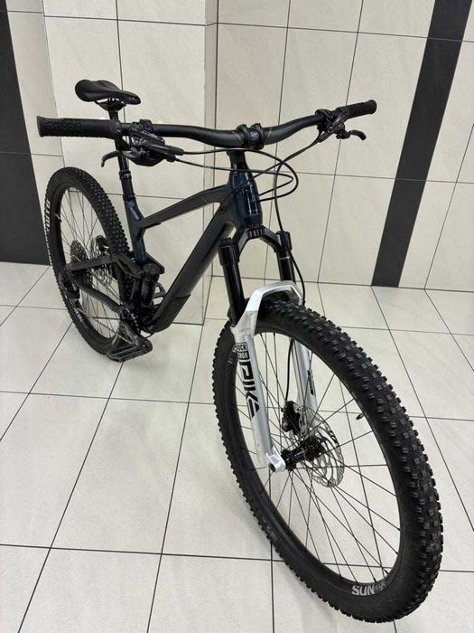 Radon Skeen Trail AL 8.0