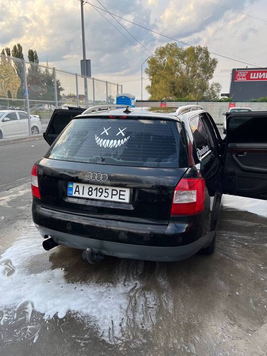 продам ауді а4б6 2.0 Бензин