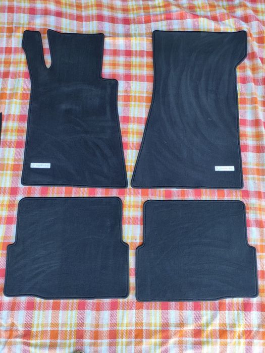 Dywaniki Oryginalne Mercedes SL R107 C107