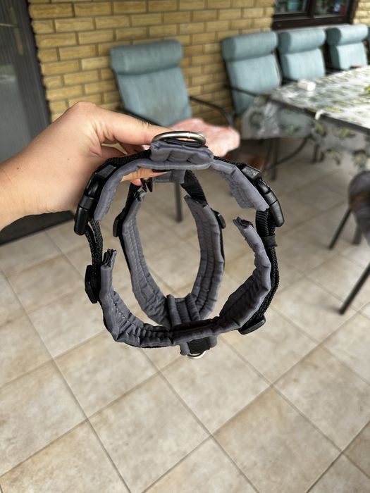 Шлея Trixie Premium трекінгова для собак S–M