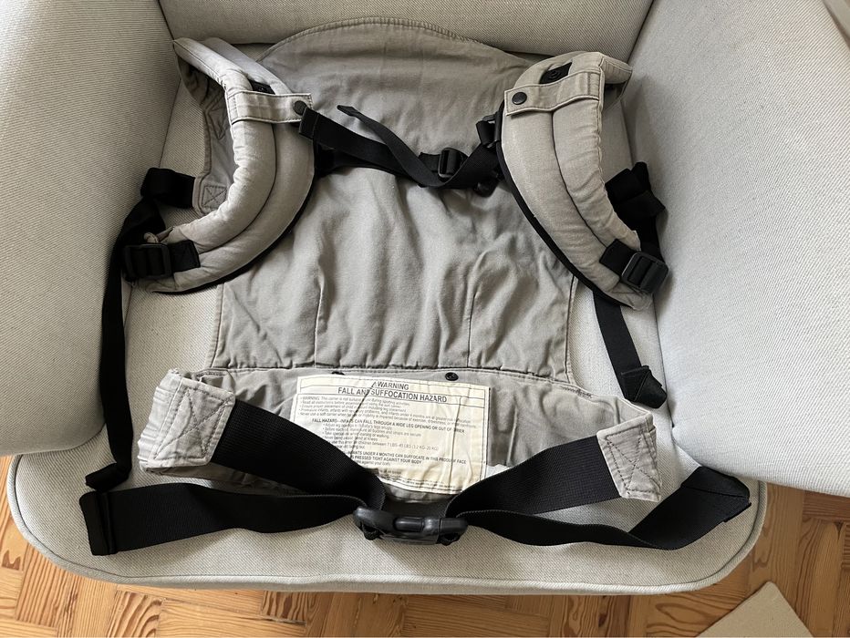 Mochila porta bebés ergonómica BOBA