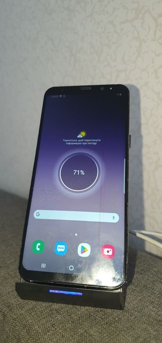 Самсунг S 8 плюс