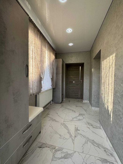 Продаж будинку с.Невицьке